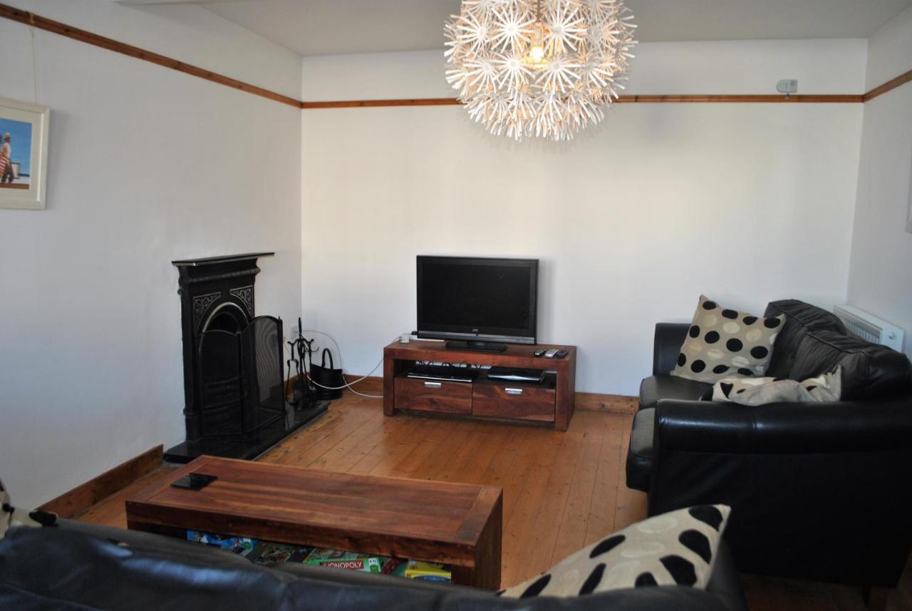 Sand And Sea Cottage- Lovely Family Home 크레일 외부 사진